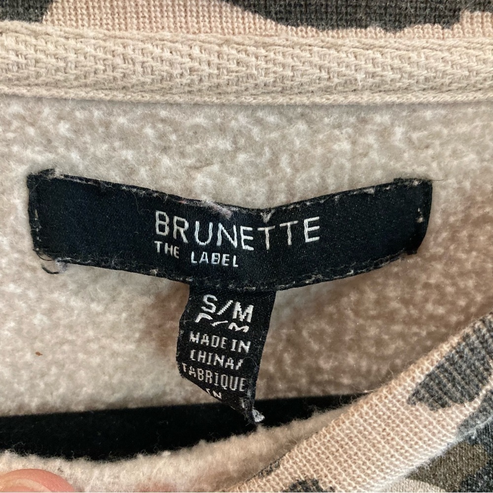 BRUNETTE THE LABEL  Sz S/M “Blonde” Leopard Print Oversized Sweatshirt Top - Picture 6 of 10